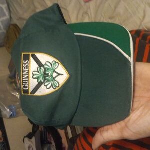 Nwt Guiness official flexfit hat